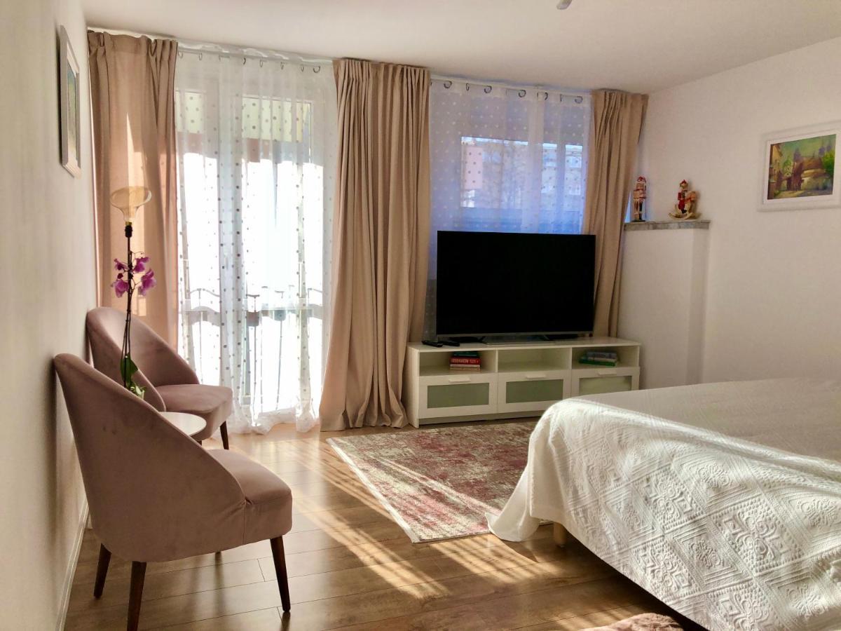 Old Town Romantic Apartment. Breslau-Wroclaw. Dış mekan fotoğraf